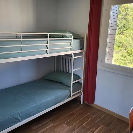 Hannana House 4 *